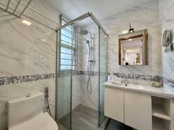 The Lakeshore (D22), Condominium #595230031